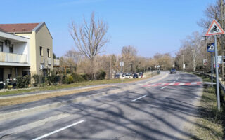 Városrészi Költségvetés nyertes projektje: Elkészült az új járdaszakasz a Bolgár utca parkolónál című bejegyzés kiemelt képe