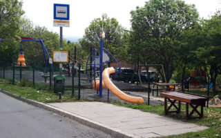 Buszváró épül a Dragon Pál téri megállóban című bejegyzés kiemelt képe